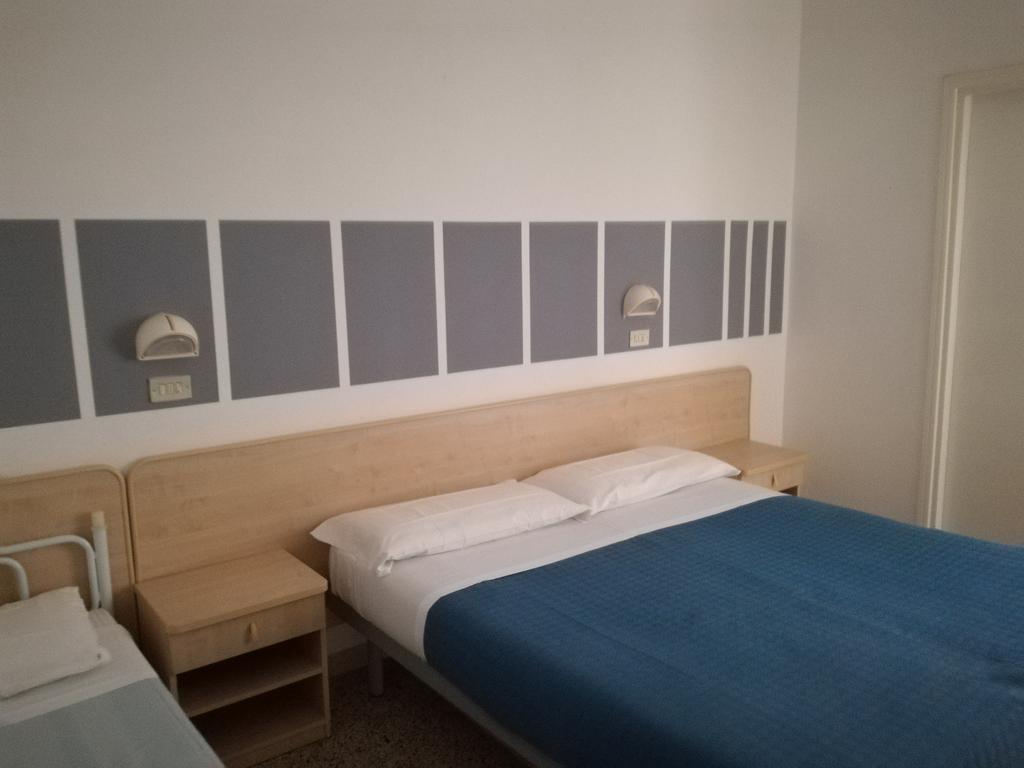 Albergo B&B Serafini Rimini Exterior photo